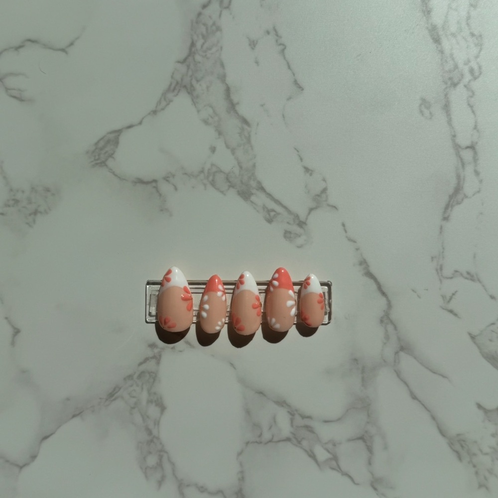 Handmade Press On Nails (Pink and white floral french tips)